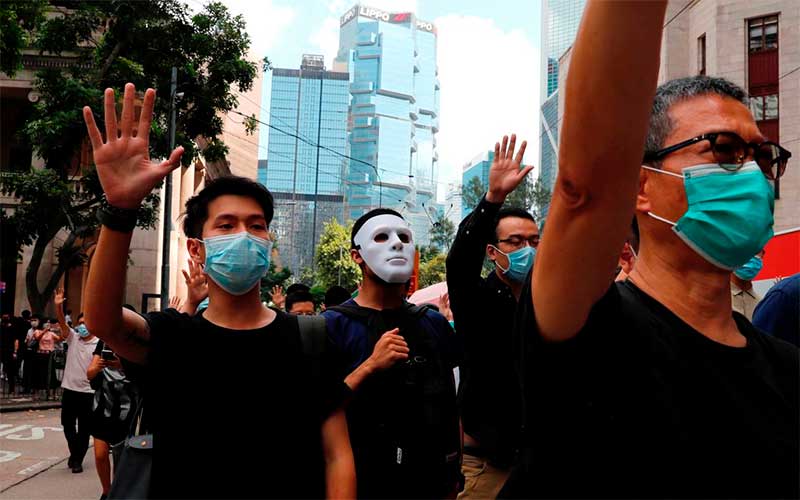 Hong Kong pode proibir uso de máscaras em manifestações