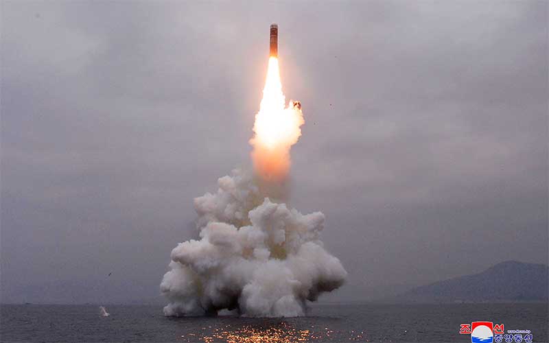 EUA afirmam que míssil norte-coreano não foi disparado de submarino