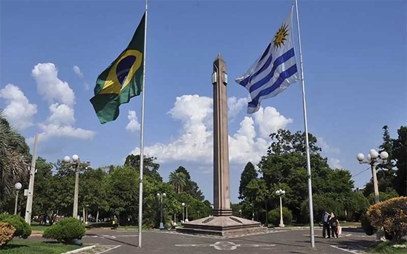 Brasil fecha fronteira com Uruguai para estrangeiros