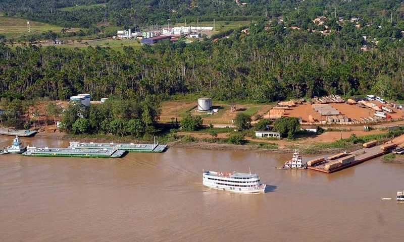 Justiça anula decisão que suspendeu transporte fluvial no Amazonas
