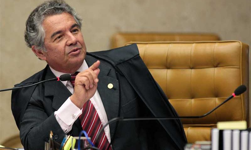 Marco Aurélio arquiva notícia-crime contra presidente Bolsonaro