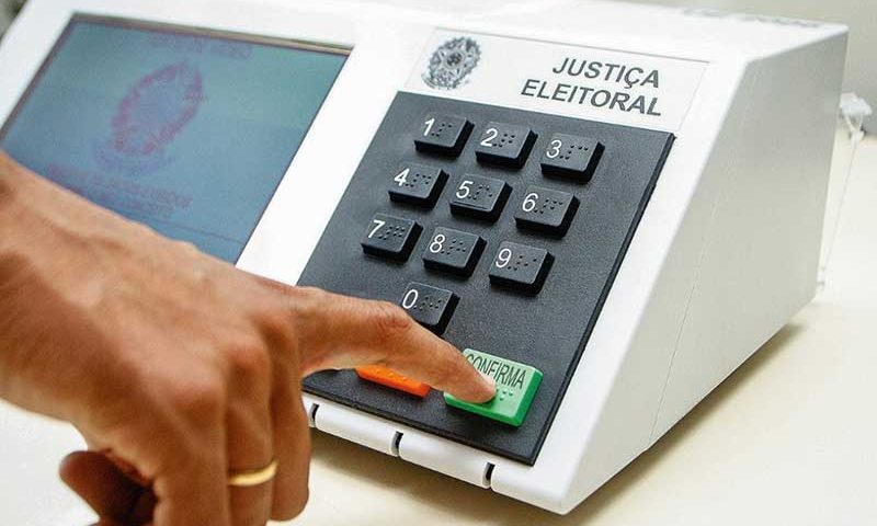 AGU lança cartilha sobre condutas vedadas em eleição municipal