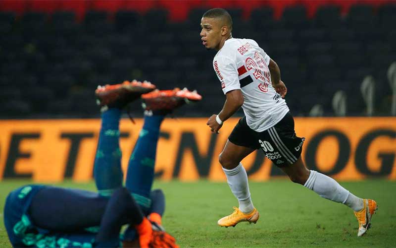 Rogério Ceni estreia com derrota para o São Paulo na Copa do Brasil