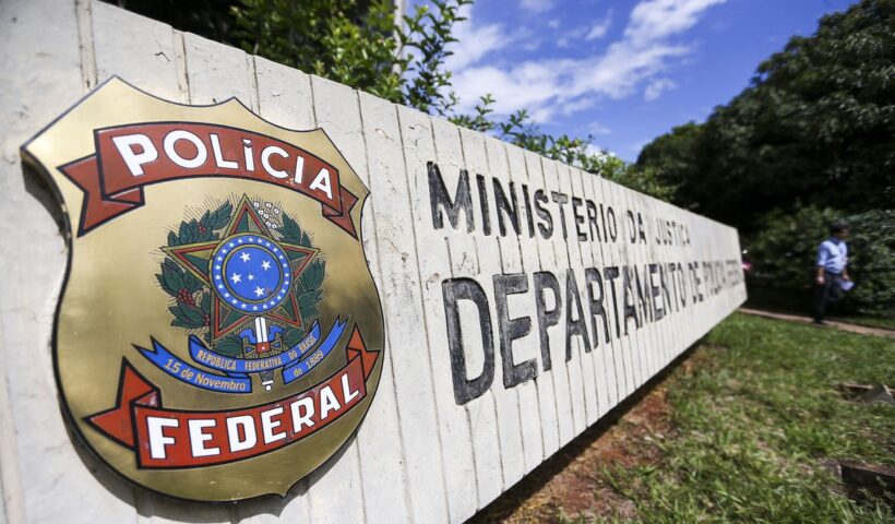 Polícia Federal combate pornografia infantil no Espírito Santo
