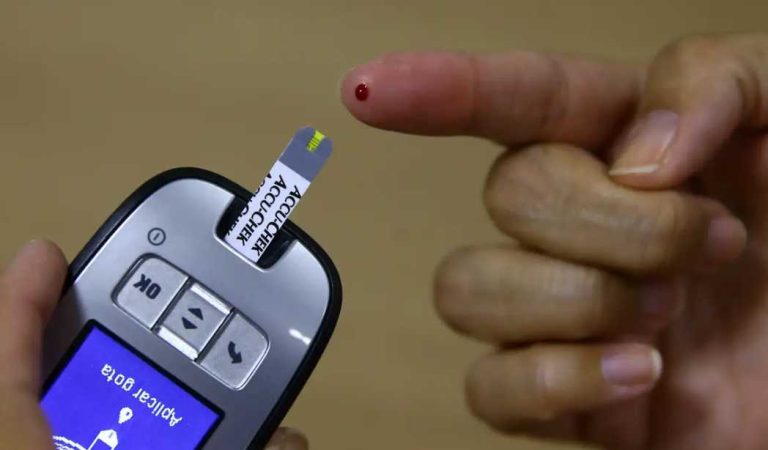 Pé diabético: riscos e cuidados para pacientes com diabetes